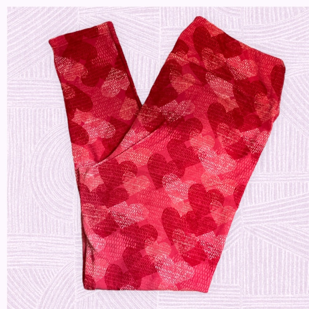 Tall & Curvy Lularoe Leggings Hearts